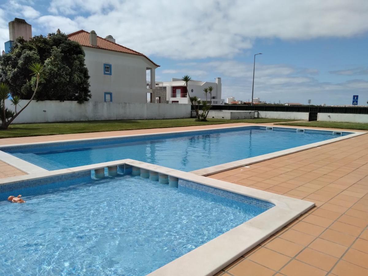 Palmeiras Apartement - T1 Com Piscina 巴勒尔 外观 照片